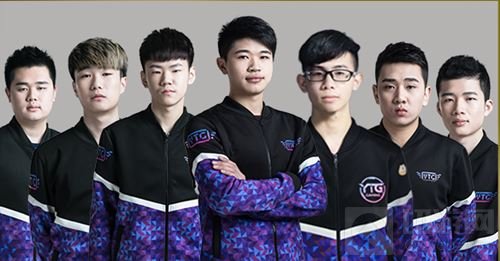 人工智能足 人工智能足