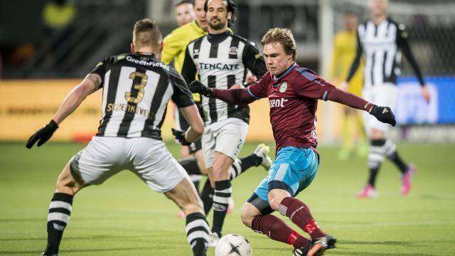 中路配置亦 中路配置亦